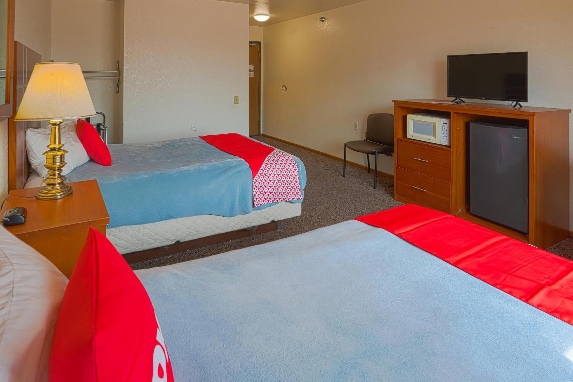 Oyo Hotel Redwood Falls Near Jackpot Casino エクステリア 写真