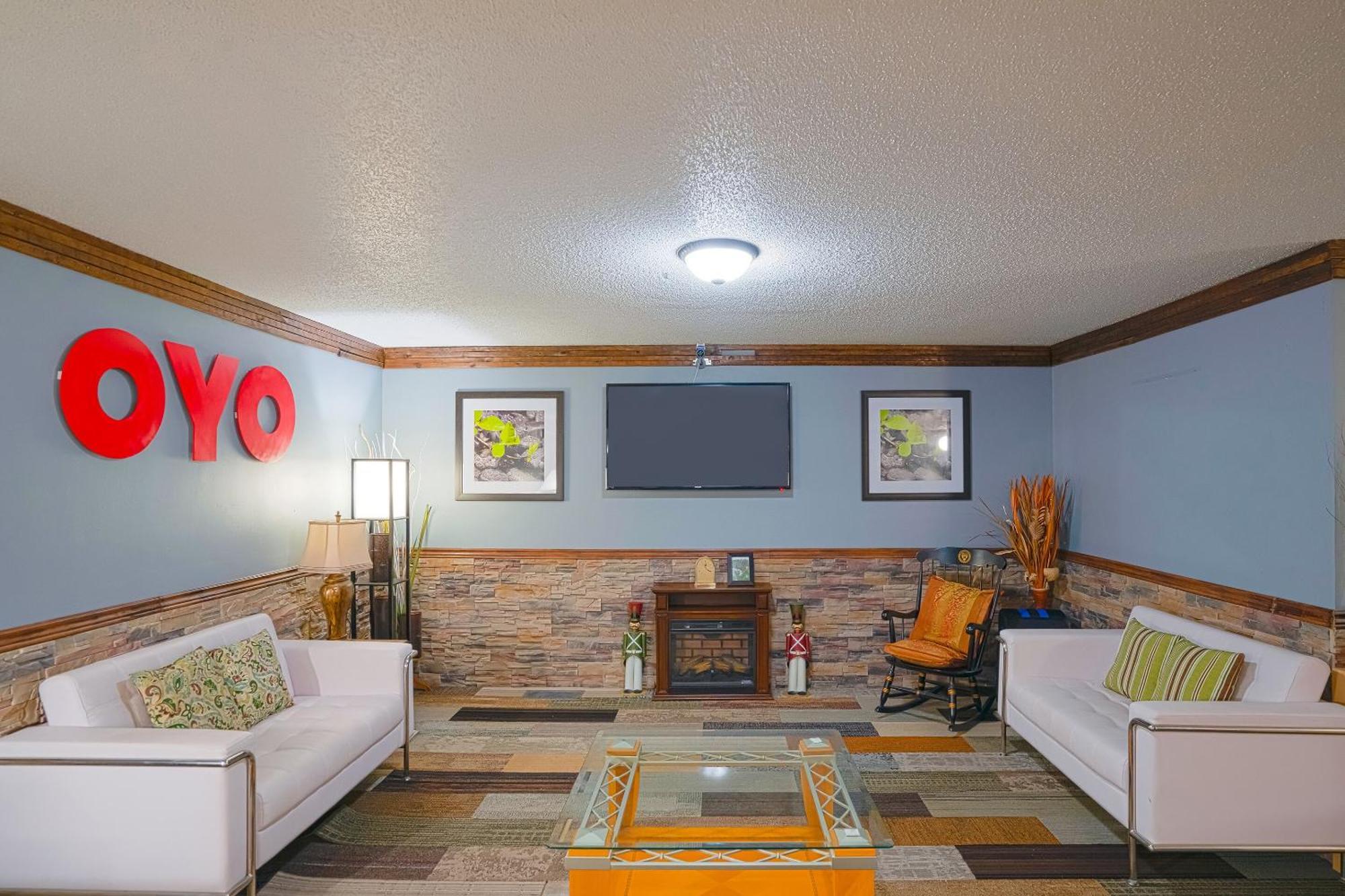 Oyo Hotel Redwood Falls Near Jackpot Casino エクステリア 写真